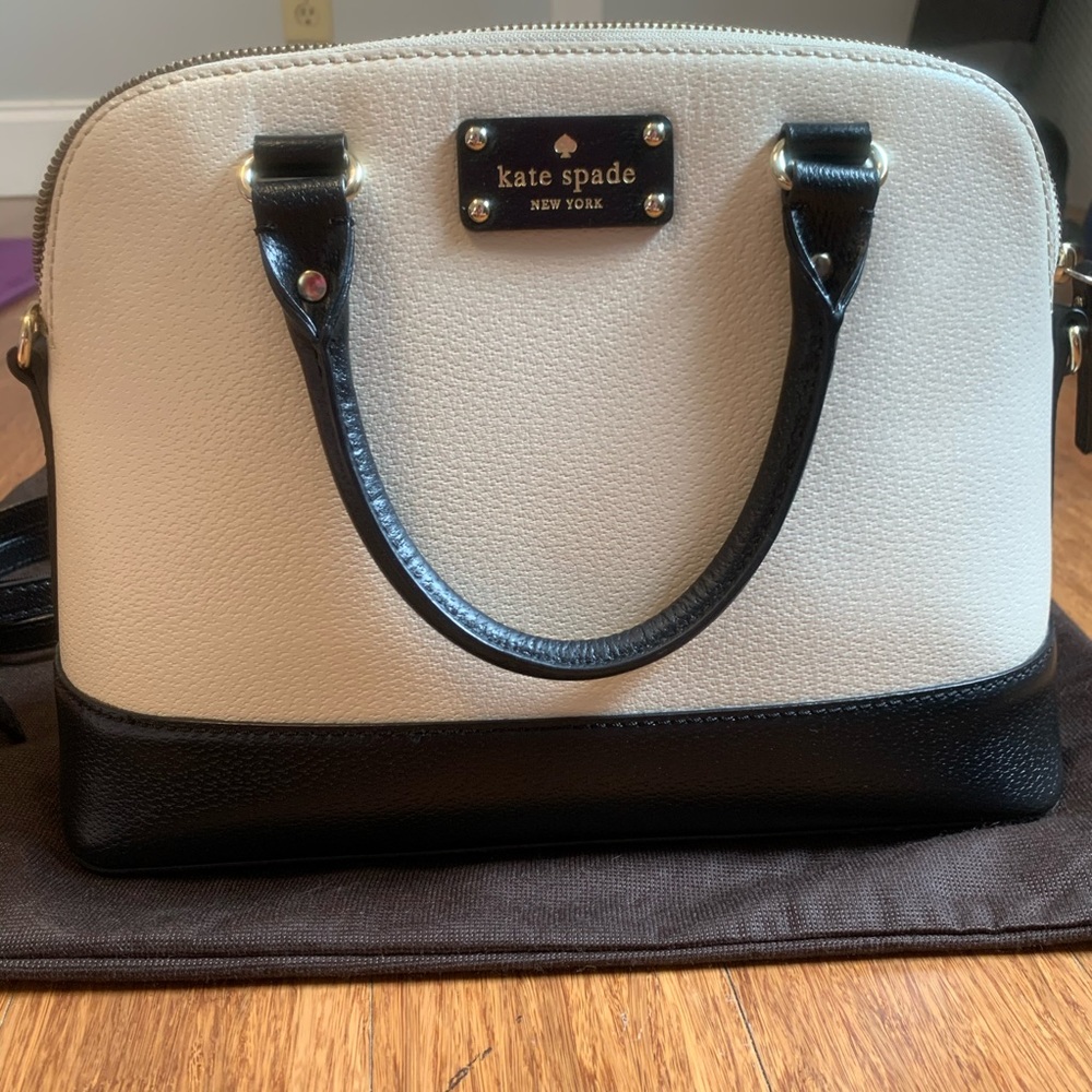 Kate Spade Leather Handbag w crossbody strap $368